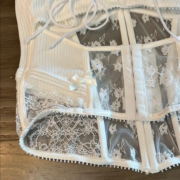 FOR LOVE AND LEMONS DAHLIA WHITE CORSET/BUSTIER LARGE - Picture 9 of 16